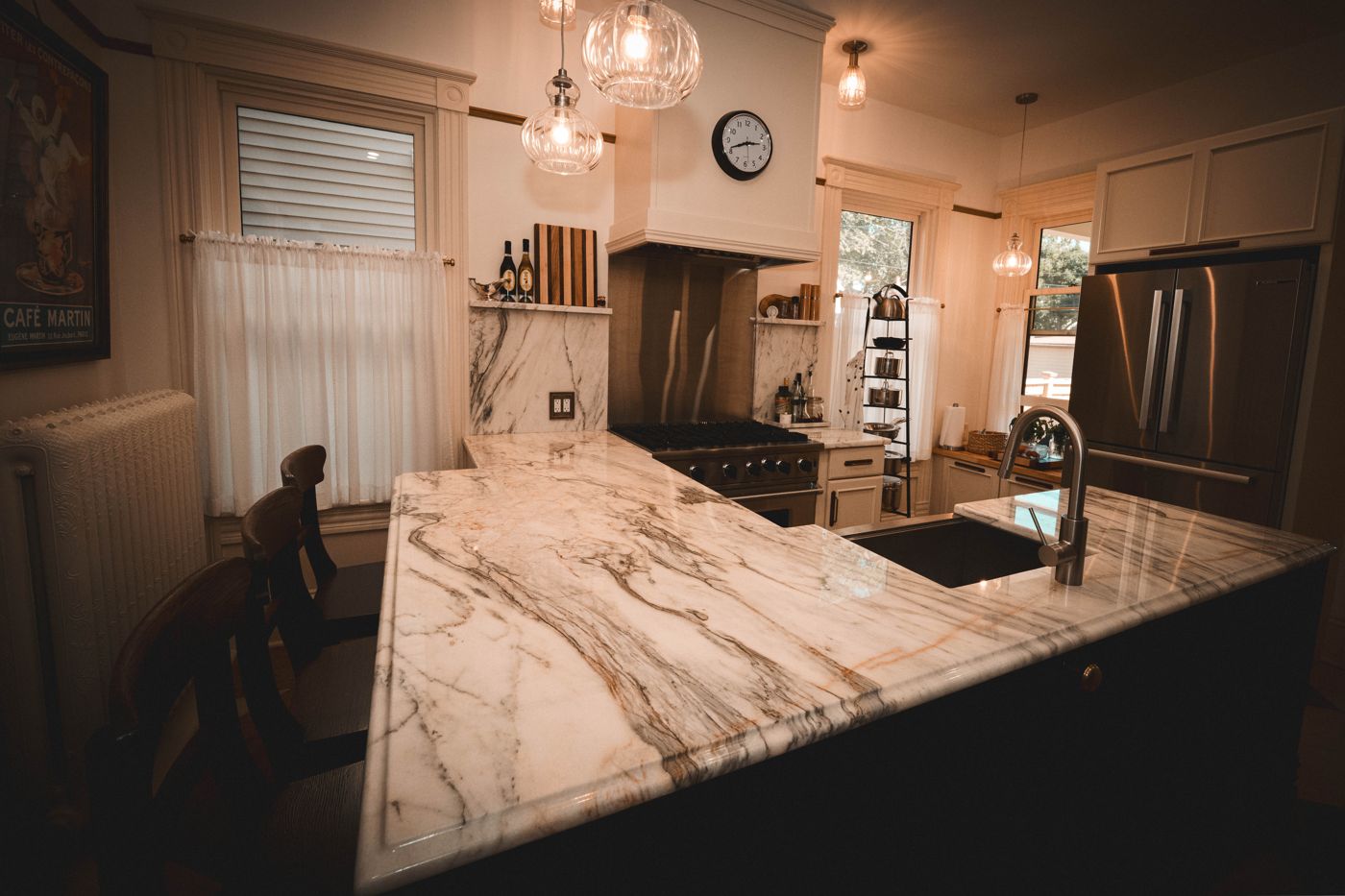 Peninsula Seating (Kitchen / Dolomite)